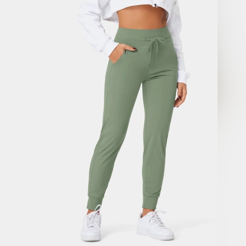 Cloudful™ Air Pocket Joggers